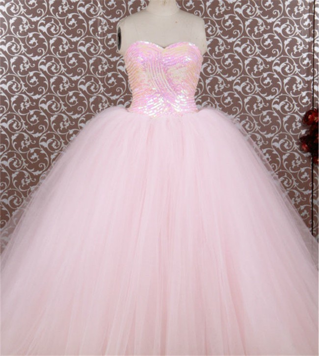 pink puffy dress