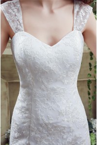 Fitted Sweetheart Lace Straps Wedding Dress